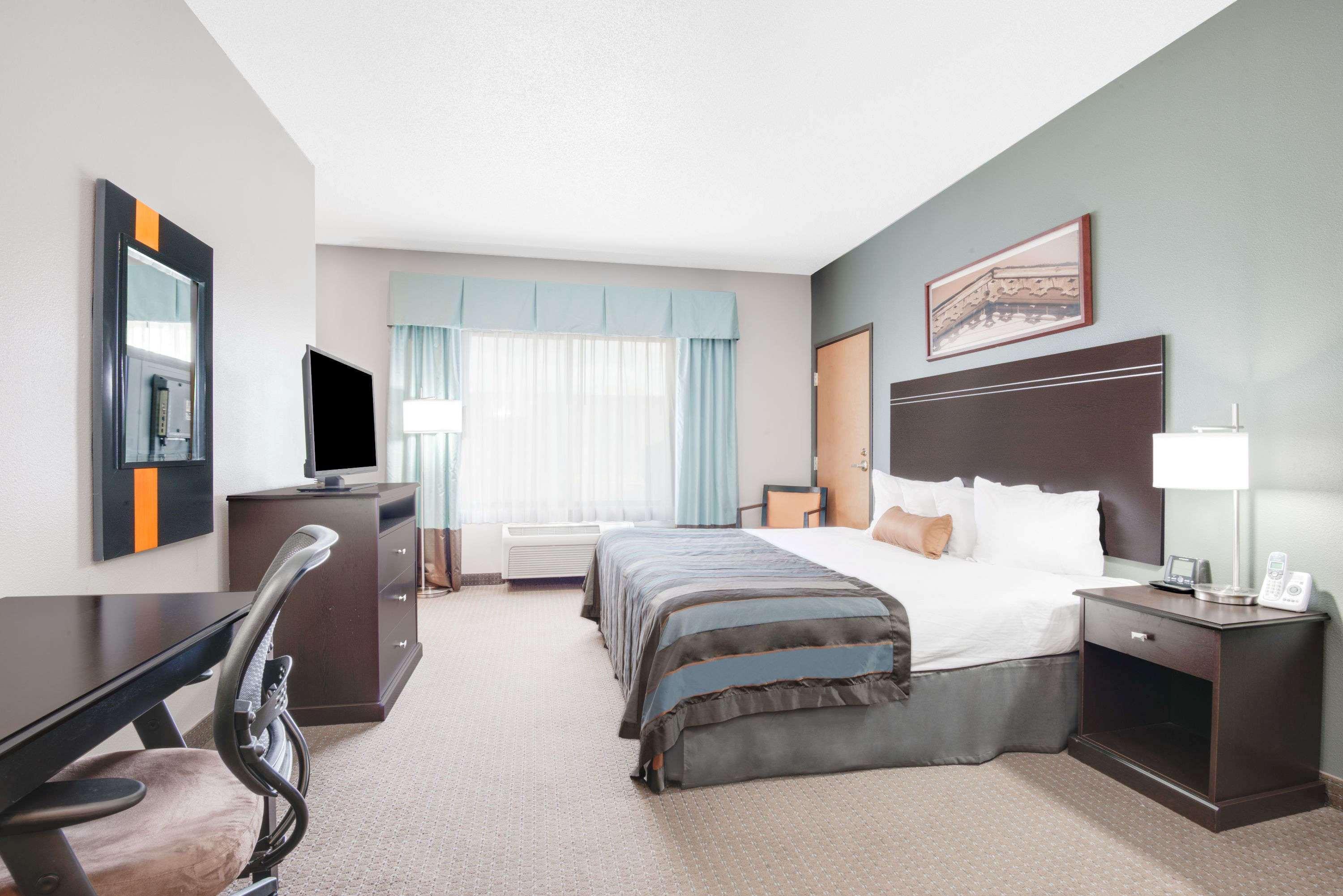 Wingate by Wyndham Gillette Hotell Exteriör bild